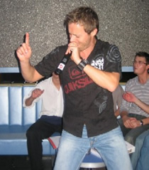 Karaoke Bar