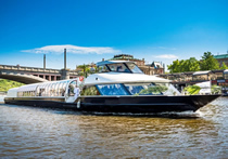 New Year's Eve Dinner Cruise: 17h-20h