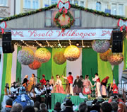 Folk Group on stage at the Old Town Square