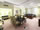 King's Court Hotel - Mini Photo 3