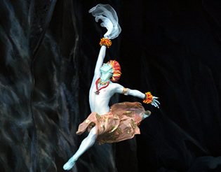 La Bayadere at the Prague State Opera in Prague. Ballet by Ludwig Minkus - Photo 11