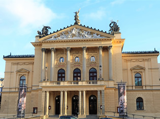 Ball im Savoy at the Prague State Opera in Prague. Opera by Paul Abraham - Photo 12