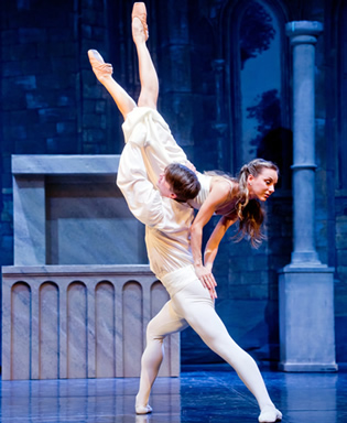 Romeo & Juliet at Hybernia Theatre in Prague3. Ballet by Sergei Prokofiev