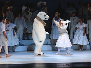The Bartered Bride at the National Theatre in Prague. Opera by Bedřich Smetana - Photo 4