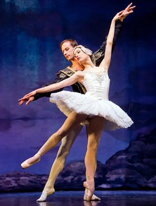 Romeo & Juliet at Hybernia Theatre in Prague6. Ballet by Sergei Prokofiev