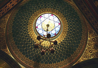 Hallelujah at the Spanish Synagogue in Prague - Photo 8