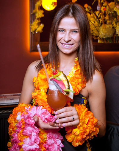 Aloha Bar & Club - Photo 11