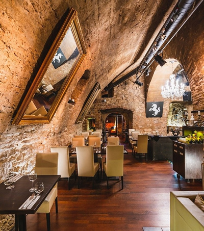 White Horse Restaurant4