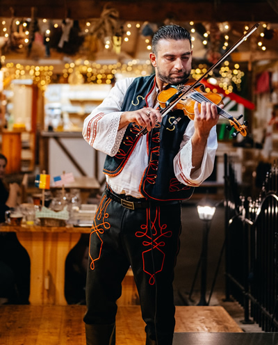 Traditional Czech Night: 4-Course Dinner & Drinks5