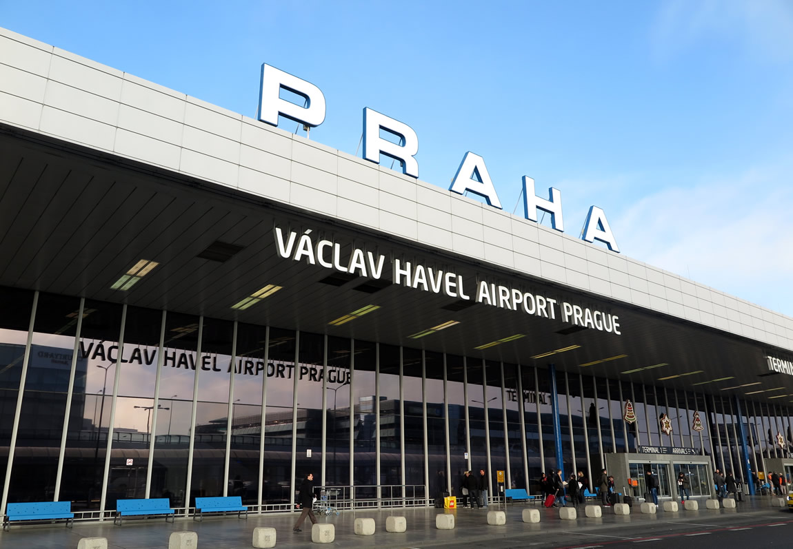 prague airport ile ilgili gÃ¶rsel sonucu